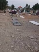 تعویض سنگ قبرهای شکسته باغو پس از پایان عملیات زیباسازی آرامستان