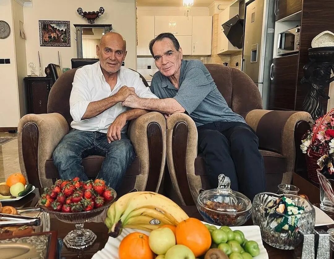 عکس | قاب دو نفره جمشید هاشمپور در کنار مرحوم رضا صفاییپور