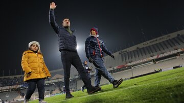 نکونام، مجیدی و قلعهنویی را کنار میزند