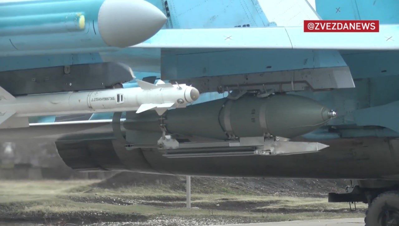 سوخو 34های روسی آماده تیکآف میشوند!/ عکس