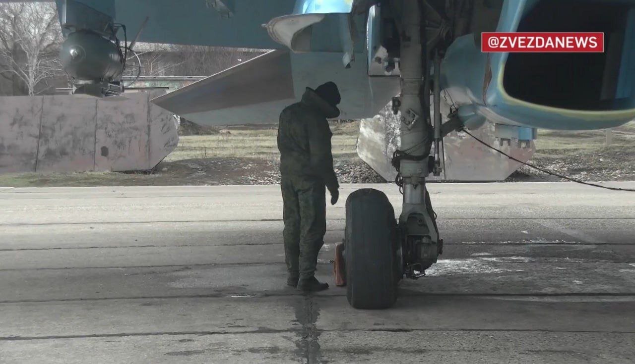 سوخو 34های روسی آماده تیکآف میشوند!/ عکس