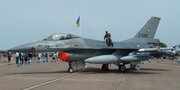 هلند ۱۸ جنگنده اف-۱۶ را تحویل ارتش اوکراین می‌دهد