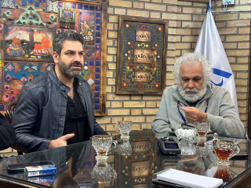 دم از دمکراسی میزنند؛ اما از روی نعش آدمها رد میشوند/ اجرای نمایش در چنین شرایطی «جنون محض» است/ تئاتر خصوصی به جریان اصلی ضربه زد