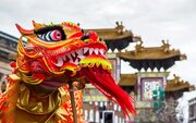 ببینید | رژه سنتی اژدها چینی در رودخانه یولونگ