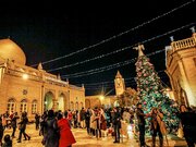 ببینید | یورش مردم به کلیسا وانک در اصفهان در جشن کریسمس