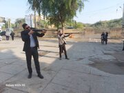 مسابقات تیراندازی با تفنگ بادی با حضور کارکنان شبکه بهداشت و درمان شوش برگزار شد