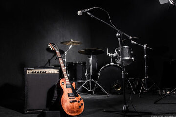 آلبوم تصویری «بیداد خموشان»، تازهترین اثر دوئو تآی منتشر شد