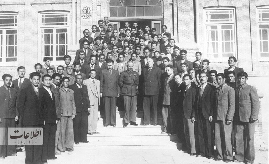 دو عکس دیدنی از مدارس  ایران۶۰ سال پیش!