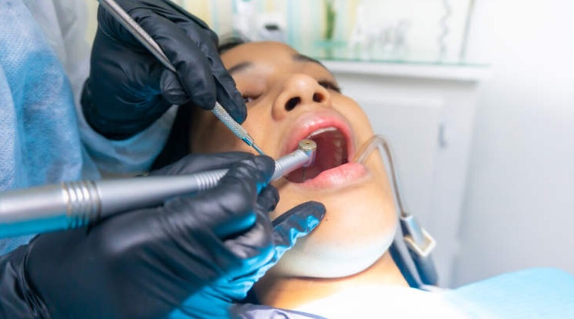 شکایت از یک دندانپزشک به‌دلیل انجام ۳۲ کار دندانپزشکی در یک جلسه