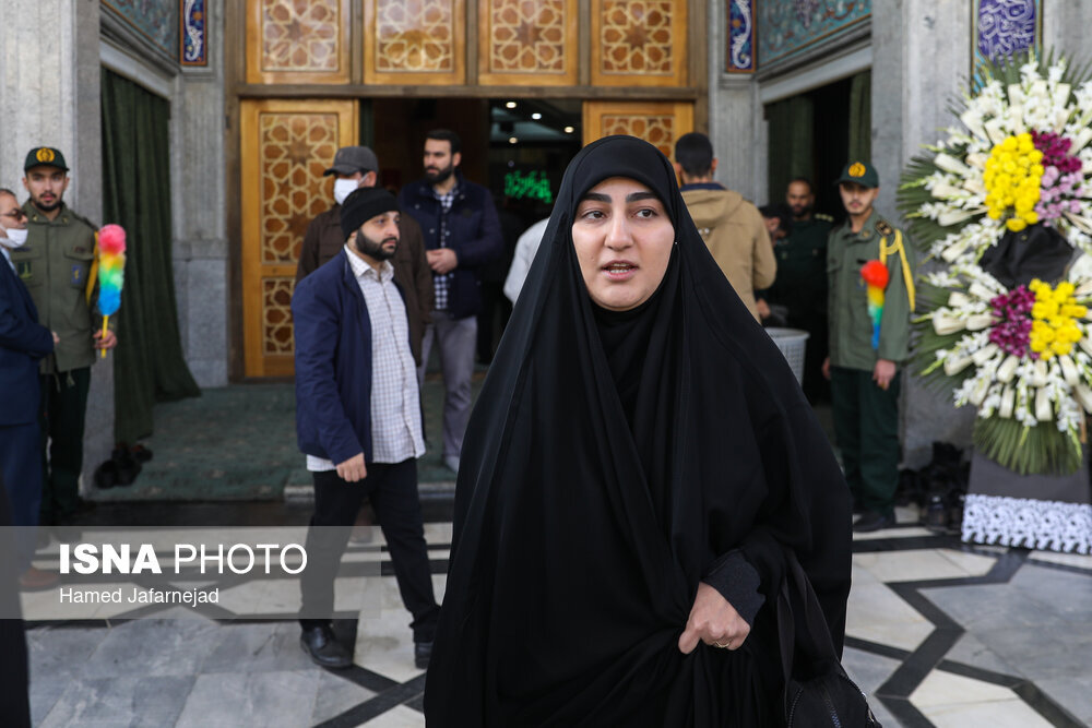 چه کسانی به مراسم ختم سردار سیدرضی آمدند؟/ از میزبانی سردار قاآنی تا بوسه خاص بر پیشانی سرلشکر سلامی + عکس 7