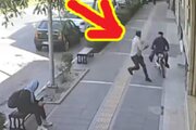ببینید | سرقت موبایل مرد جوان توسط موتورسوار در خیابان قزوین تهران