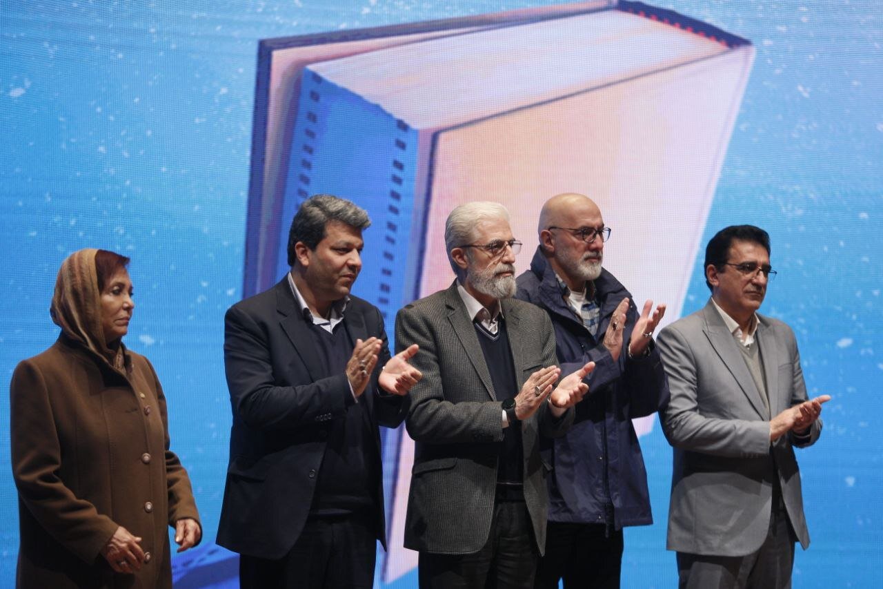 اختتامیه ششمین جایزه پژوهش سال سینمای ایران برگزار شد/ خزاعی: تاسیس اندیشکده سینما ضرورت است