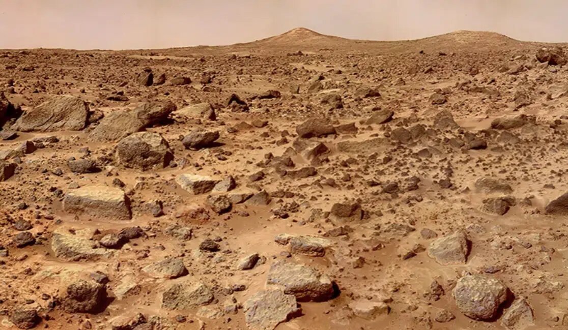رصد لاشه‌های عجیب در مریخ/ عکس