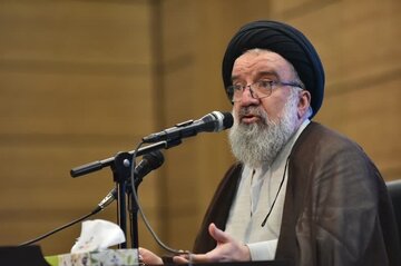 انتقاد تند به سیدمحمد خاتمی از سوی عضو شورای نگهبان بخاطر رأی ندادن در انتخابات ۱۱ اسفند /در برخی کشورها عدم مشارکت با محرومیت هایی همراه است!