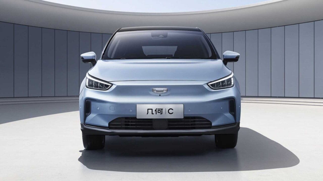 ورود خودروی ساخت ولوو و جیلی به بازار ایران/ عکس