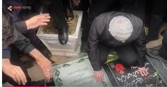 تصاویری متفاوت از حضور سردار قاآنی در گلزار شهدای کرمان بعد از حمله تروریستی /قرائت فاتحه بر مزار حاج قاسم