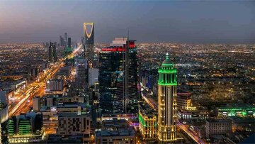طهران ترحب بزيارة التجار السعوديين إلى إيران