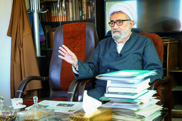 واکنش روزنامه اصولگرا به انتقادات مسیح مهاجری از سیدحسن خمینی واکنش روزنامه اصولگرا به انتقادات مسیح مهاجری از سیدحسن خمینی