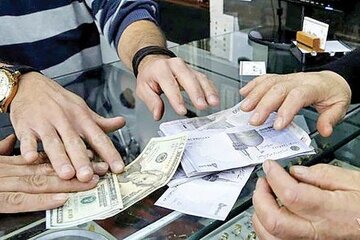 ایرانیها چقدر دلار در خانه دارند؟ ایرانیها چقدر دلار در خانه دارند؟