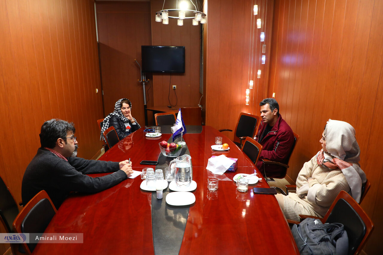 پوریا شکیبایی: مفتخرم، راهی که پدرم رفته را نرفتهام؛ بازی این نقش تنبه من بود/ مجتبی جدی: جامعه باید به خشونت عمیق نگاه کند/ خوانشی شرقی در اجرا دارم