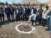 آغاز عملیات ساخت چمن مصنوعی دانشکده فنی حرفه ای استان در خرم آباد