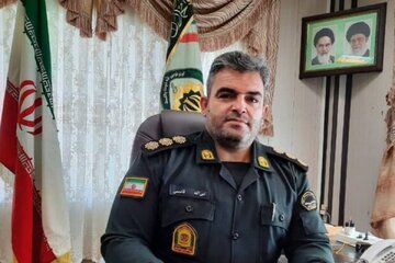 توقیف ۲ کامیون حامل مرغ زنده خارج از شبکه توزیع در خرم آباد