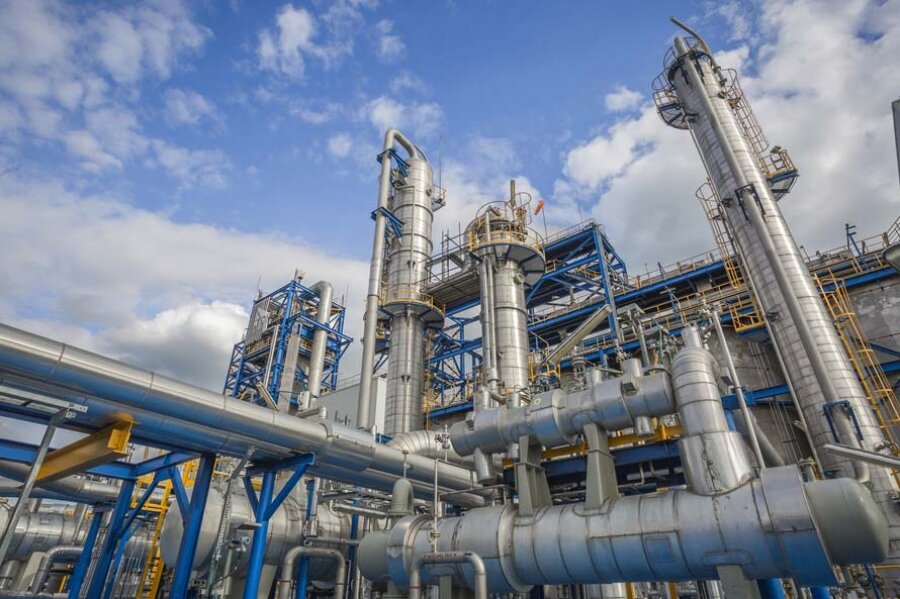 - افت نزدیک به ۶۰ درصدی ارزآوری صادرات گاز LNG برای ایران