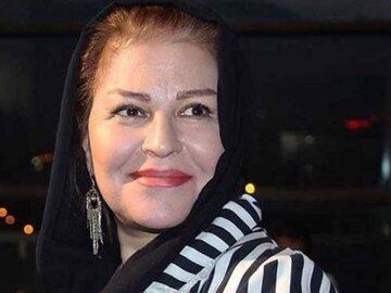 عکس | استایل جالب اکرم محمدی در ۶۵ سالگی!