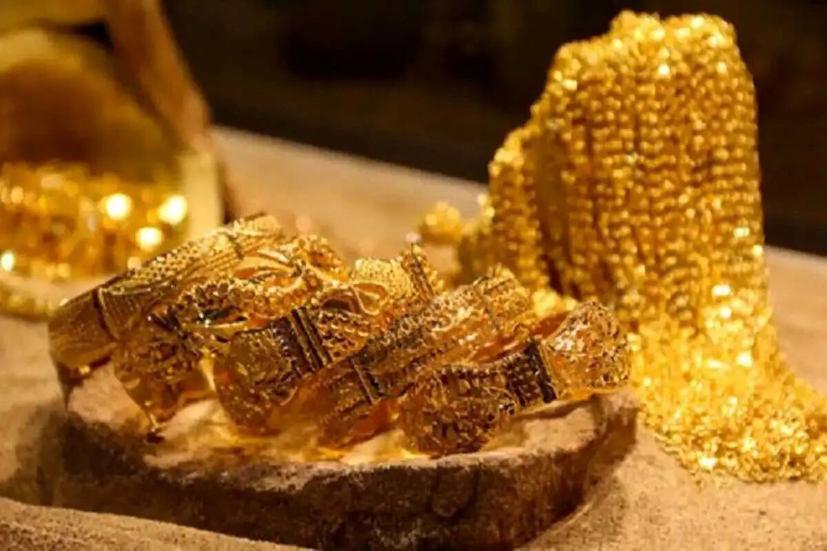 - رییس اتحادیه طلا و جواهر تهران:قیمت طلا کاهشی شد اما شاید باز هم گران شود