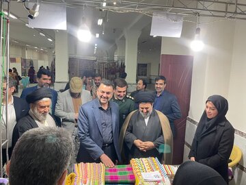 افتتاح نمایشگاه صنایع دستی هنرهای ماندگار ایرانی