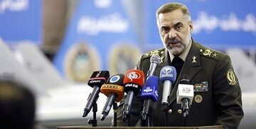 وزیر دفاع: حمله ایران به اسرائیل یک هشدار محدود بود /به دنبال جنگ نیستیم