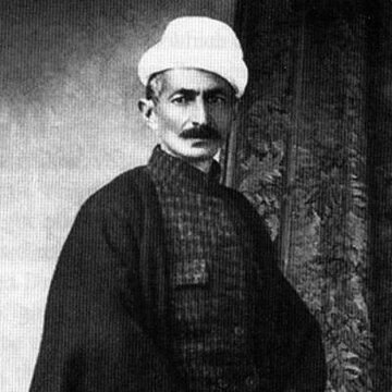 داشمشدیهای همدان نگذاشتند قبر عارف قزوینی را از بین ببرند/ عارف میگفت پدرم میخواست مرا روضهخوان کند داشمشدیهای همدان نگذاشتند قبر عارف قزوینی را از بین ببرند/ عارف میگفت پدرم میخواست مرا روضهخوان کند