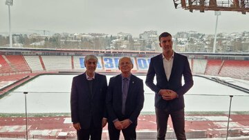 دعوت وزیر ورزش ایران برای حضور تیم ستاره سرخ بلگراد در تهران