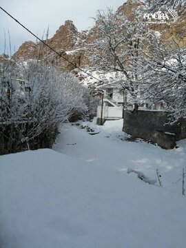 بارش برف در روستاهای اطراف شهرستان فیروزکوه