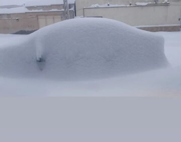 ارتفاع برف در برخی مناطق ایران به 2 متر رسید / اعلام وضعیت قرمز این شهر!