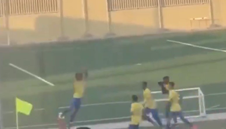 عکس| تقلید کریستیانو جونیور از حرکت مخصوص پدرش 3