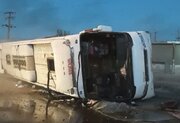 عکس | اولین تصویر از واژگونی هولناک اتوبوس مسافربری در آذربایجان شرقی