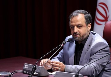 وزير الاقتصاد يعلن عن مفاوضاته لتمويل 3 مشاريع جديدة في إيران من قبل البنك الإسلامي للتنمية