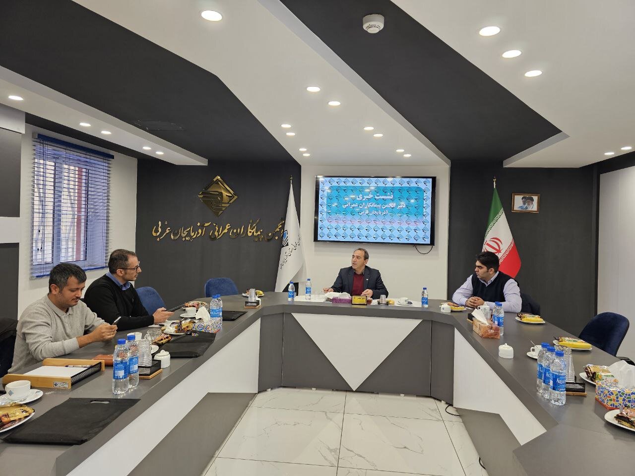 مشکلات ناتمام اجرای پروژههای عمرانی و شرایط سخت پیمانکاران عمرانی بخش خصوصی در آذربایجانغربی