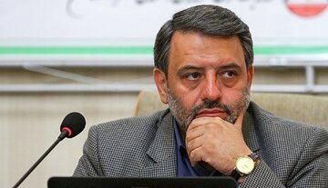 شهردار اهواز برای حفظ وحدت نیروهای انقلاب استعفا دهد