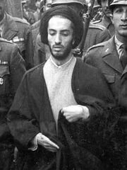 رهبر انقلاب به شدت تحت تاثیر سخنرانی این روحانی قرار گرفت /مثل کسی بودم که از پای یک فیلم پر هیجان ۴ـ۳ ساعته بیرون آمده است