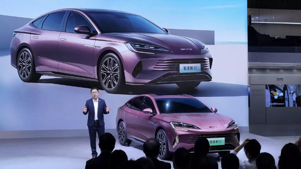 خودروساز چینی دو برابر زیان انباشته خودروسازان ایرانی خرج خودروهای هوشمند می‌کند