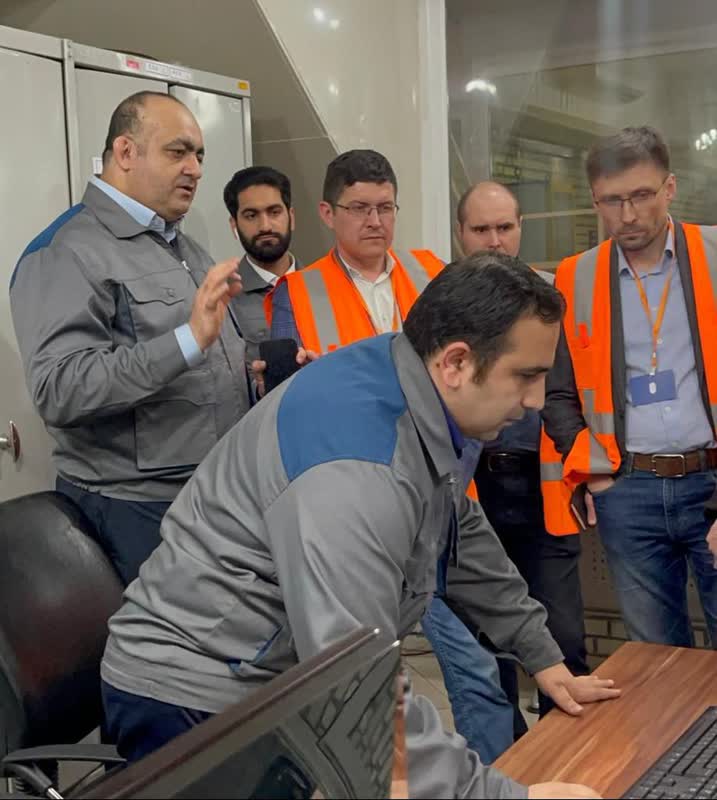 گام‌های استوار با دستانی توانا برای درخشان‌تر شدن چراغ تولید در یک واحد دانش بنیان شهر دامغان