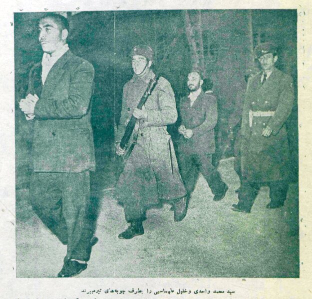 نواب صفوی رنگش را به کلی باخته بود و شعارهای مذهبی میداد/ خلیل طهماسبی با وجود اصابت پانزده گلوله در هنگام اعدام، هنوز زنده بود