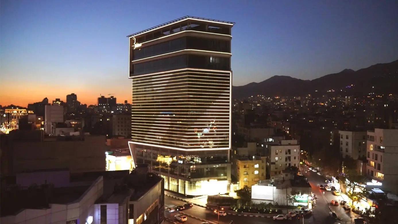 اتکینز، سازنده ریبون تهران، معمار عجیبترین بخش نئوم شد/ عکس