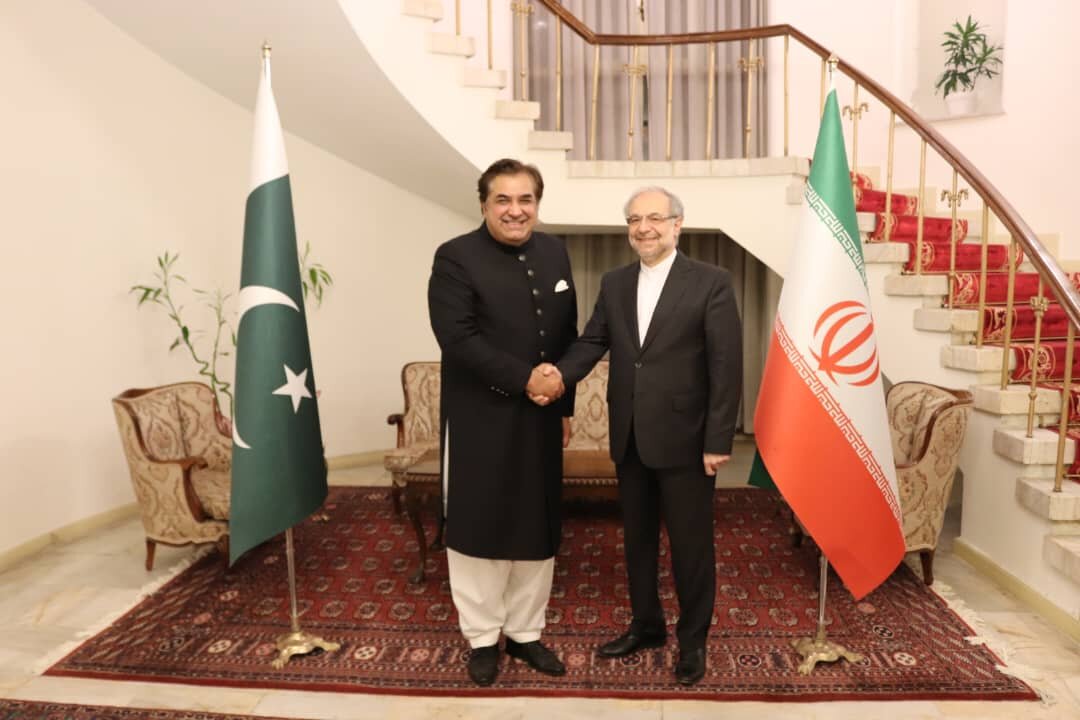 روند سریع تنش‌زدایی بین ایران و پاکستان/ اسلام‌آباد امیرعبداللهیان را دعوت کرد