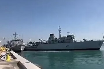 لحظه برخورد ۲ کشتی جنگی انگلیس در بندر بحرین