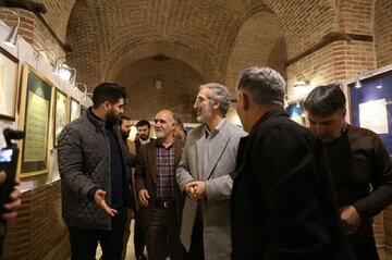 هفتمین دوسالانه ملی خوشنویسی ایران در قزوین گشایش یافت