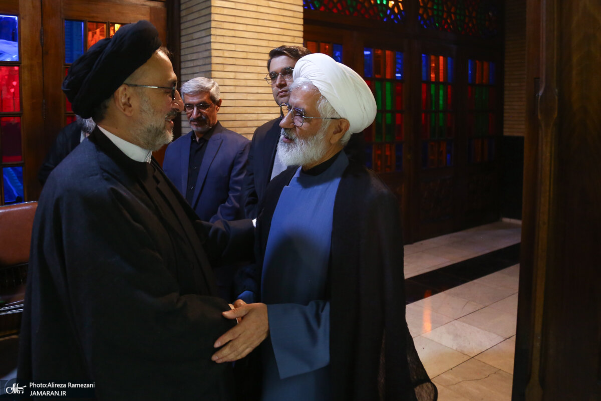 تصاویر جدید از موسوی خوئینی ها، بهزاد نبوی و علی یونسی در یک مراسم