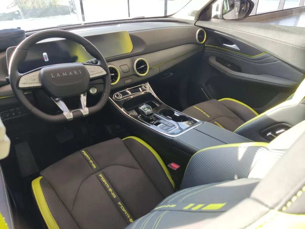 شاسی بلند چینی هیبریدی بازار ایرانی با قیمت ۲ میلیاردی